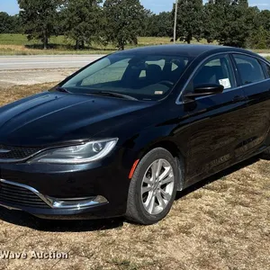 2016 Chrysler  200 