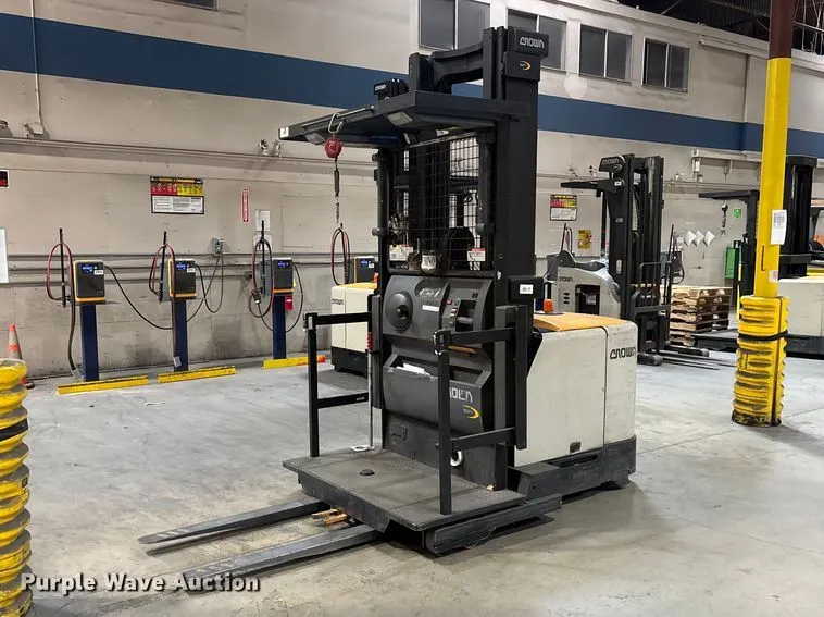 2016 Crown SP4020-30 order picker