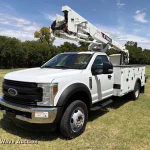 2019 Ford F550 Super Duty bucket truck