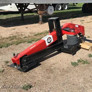 AMA fifth wheel wrecker attatchment