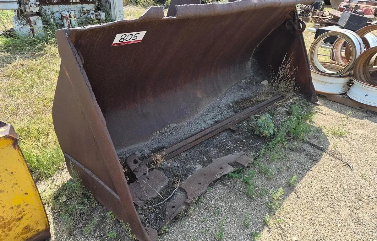 112" Wheel Loader Bucket
UNRESERVED