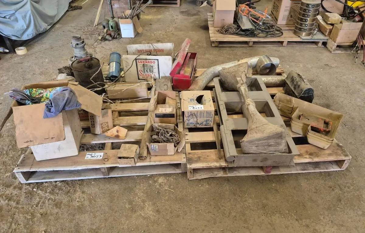 Mixed Industrial Parts and Shop Accessories
UNRESERVED