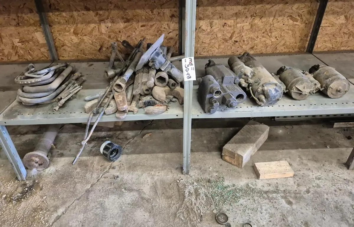 Heavy-Duty Vehicle Parts and Hardware
UNRESERVED