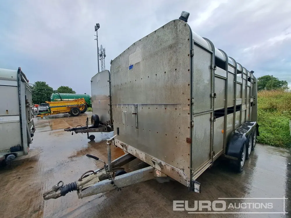 Ivor Williams Tri Axle Cattle Trailer