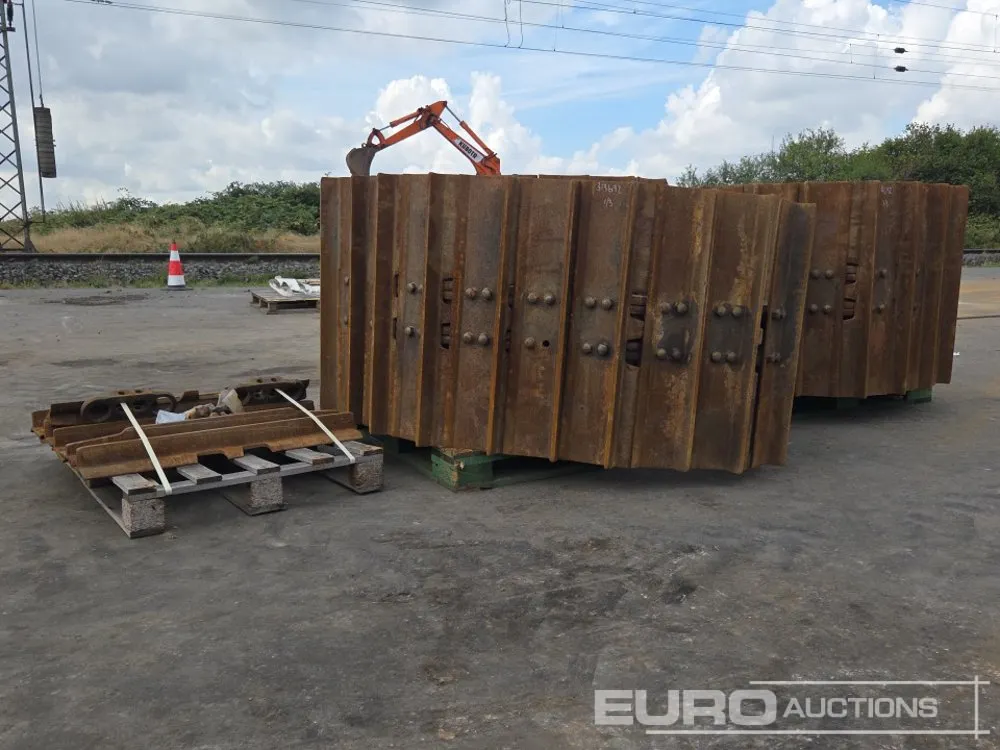 920mm Steel Tracks to suit CAT D6LGP