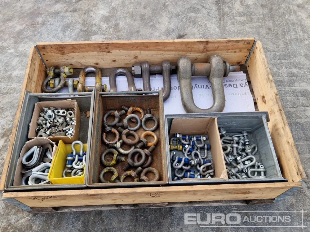 Pallet of Varios Industrial Rigging Equipment, Heavy-Duty Steel Shackles, Wire Rope Clamps, Thimbles
