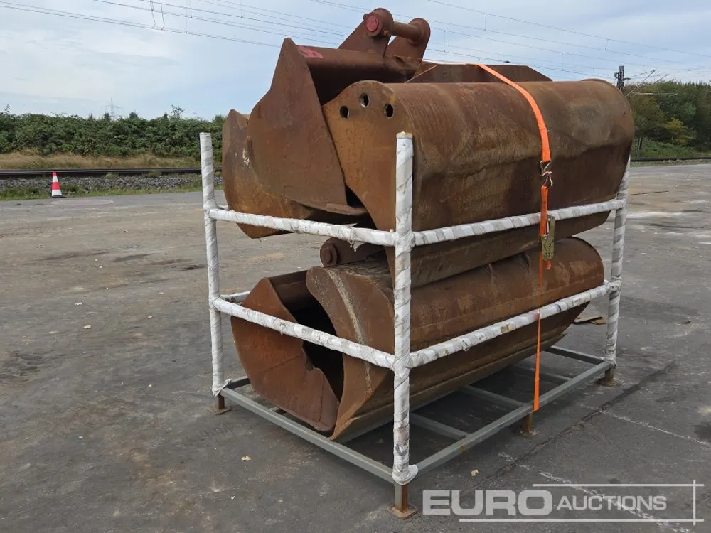 Varios Ditching Buckets to suit 22 Ton Excavator (5 of)