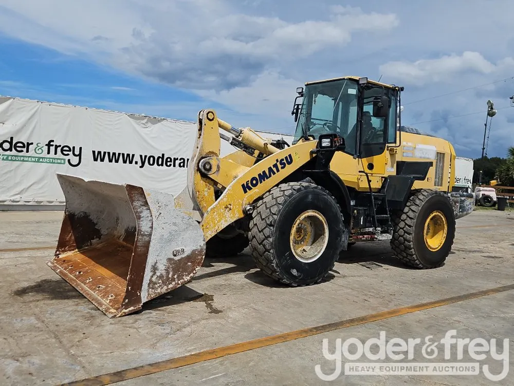 2019 Komatsu WA320-8