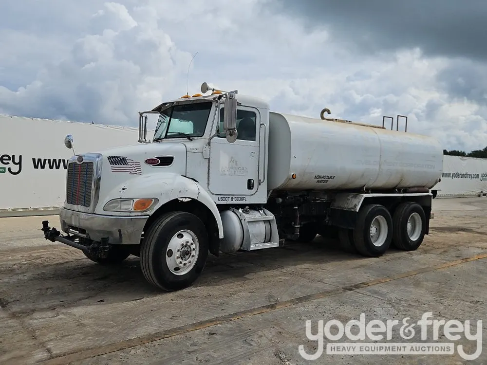 2005 Peterbilt 335