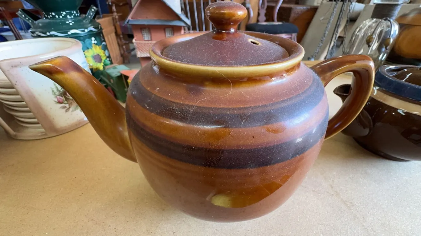 Sadler and Price Bros England Ceramic Teapots