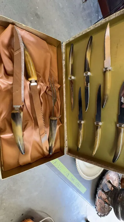 Crown Sheffield Stainless Steel Cutlery Set With Horn Handles