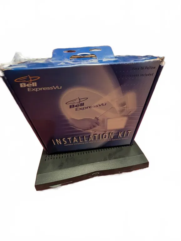 Bell ExpressVu Installation Kit With Satellite Receiver