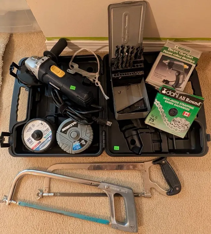 Mastercraft Angle Grinder With Blades and Assorted Tool Set