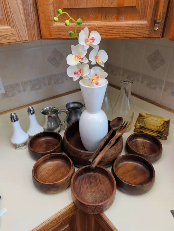 Lot: Wooden Salad Set, Glass Bottles, Ceramic & Metalware