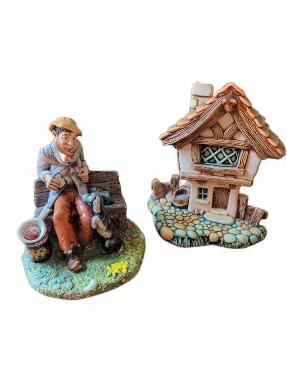 Pendelfin Cobble Cottage and Hunstman Stoneware Figurines