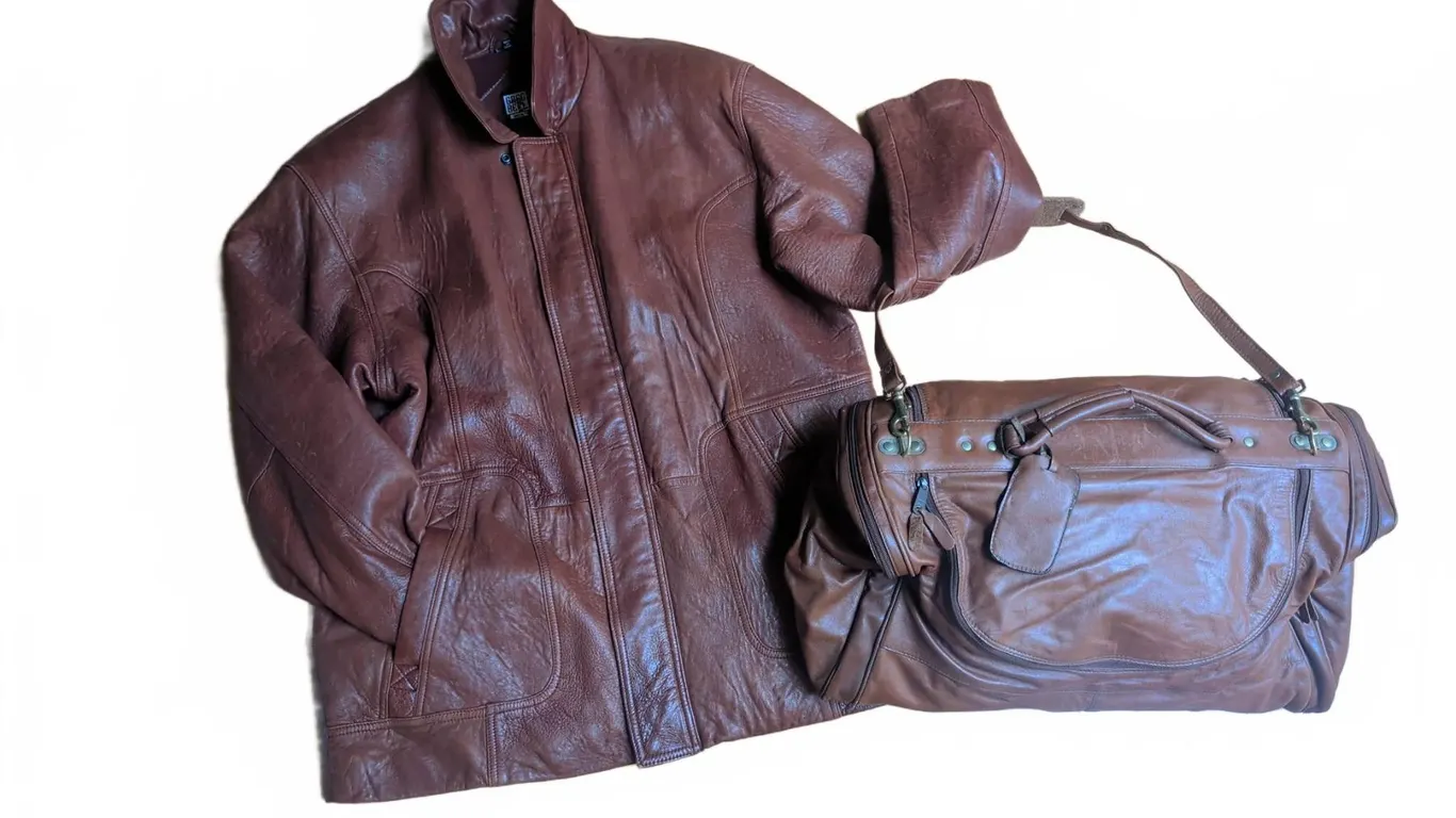 Men's Size L Genuine Leather Jacket and Matching Duffle Bag