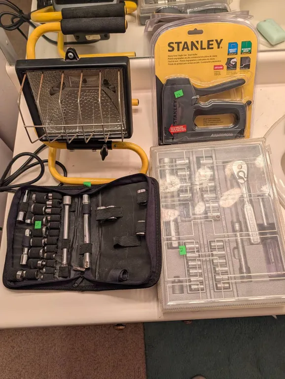 Jobmate Socket Set, Stanley Staple Gun, and Work Light Lot