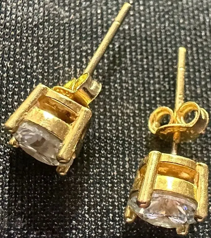 18K Yellow Gold Stud Earrings with 4mm Round Moissanite Stones