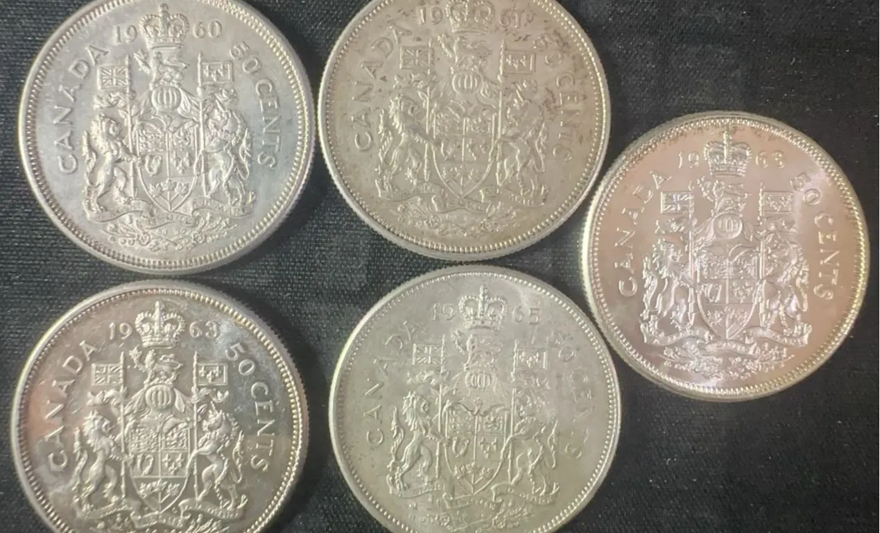 5 Canadian .800 Silver Half Dollars, 58.3g Total, 1.50oz Silver