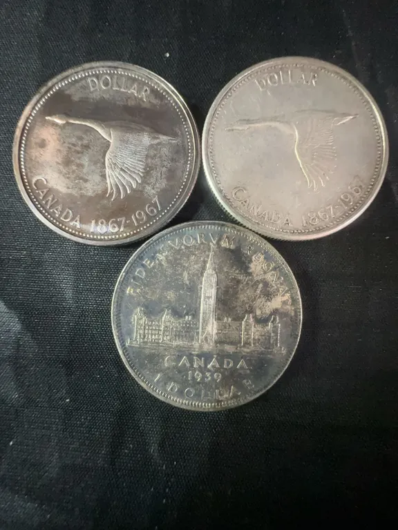 3 .800 Silver Canadian Dollar Coins, 1967 & 1939, 70g Total