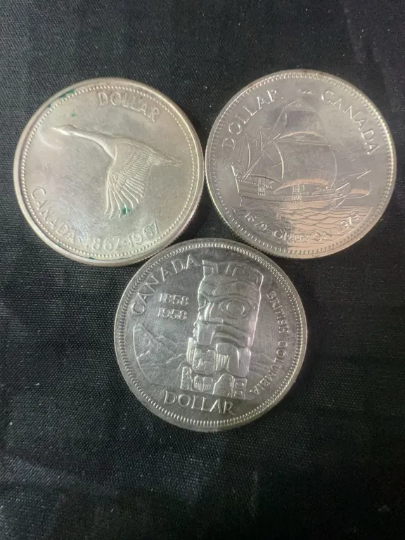 3 Canadian .800 Silver Dollars, 1867-1967, 1958, 1935, 70g Total