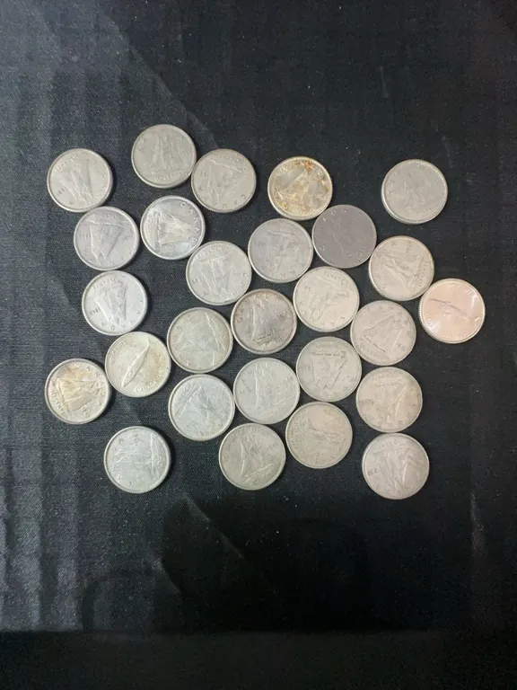 27 .800 Silver Canadian Dimes, 63 Grams Total Weight