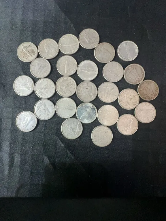 27 Canadian .800 Silver Dimes, 63g Total, 1.62 Troy Oz Silver