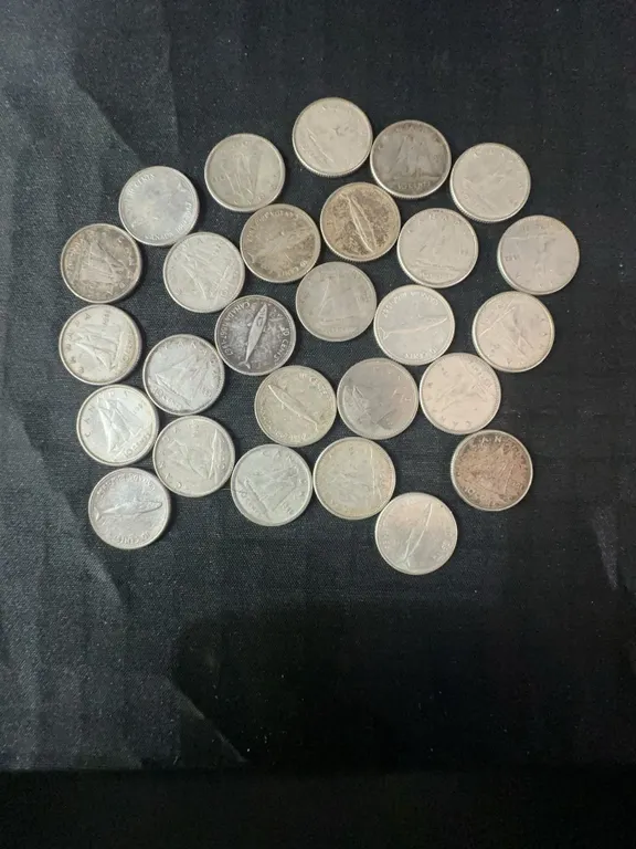 27 Canadian .800 Silver Dimes, 63g Total, 1.62 Troy Oz Silver