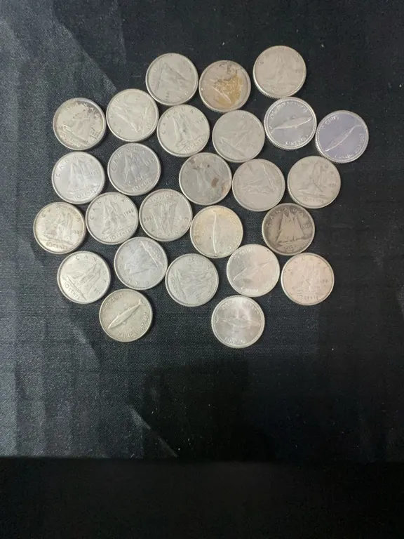 27 Canadian .800 Silver Dimes, 63g Total, 1.62 Troy Oz Silver