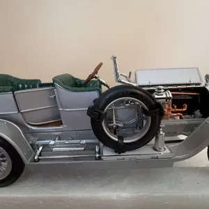 Franklin Mint 1907 Rolls-Royce Silver Ghost Model Car