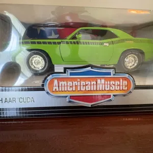 Ertl American Muscle 1970 Plymouth AAR 'Cuda 1:18 Diecast Car