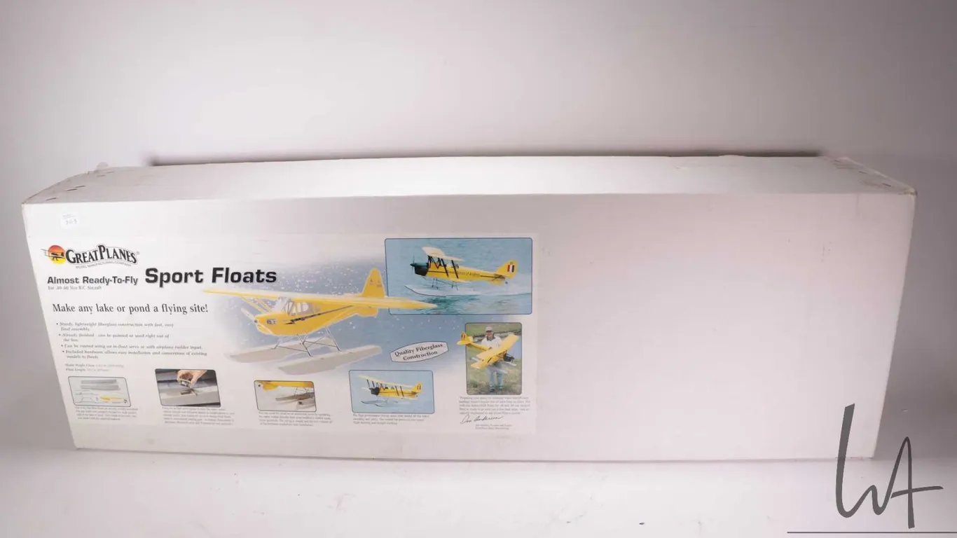 Great Planes Sport Floats, new in box for .40-.60 size R/C aircraft