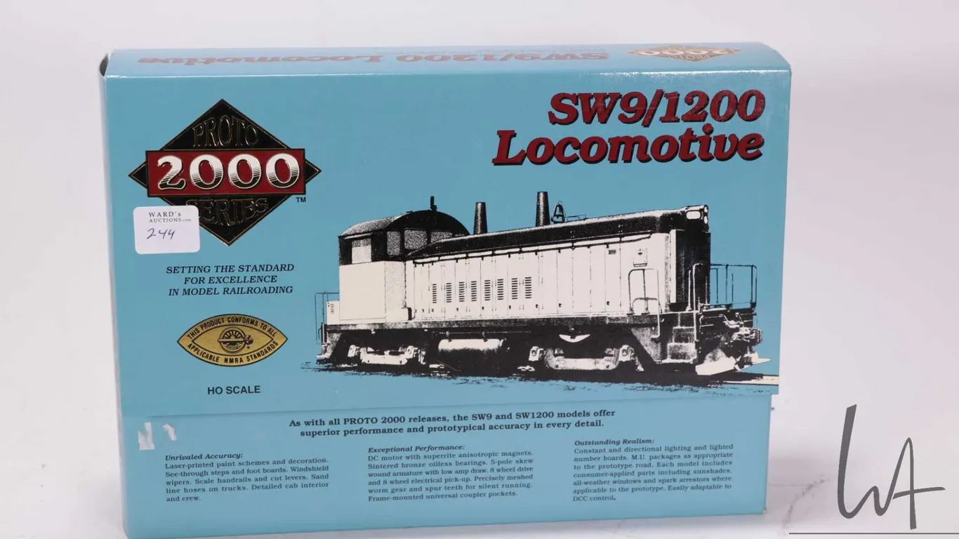 Life-Like Trains Proto 2000 Series HO scale SW(-1200 Locomotive, new in box