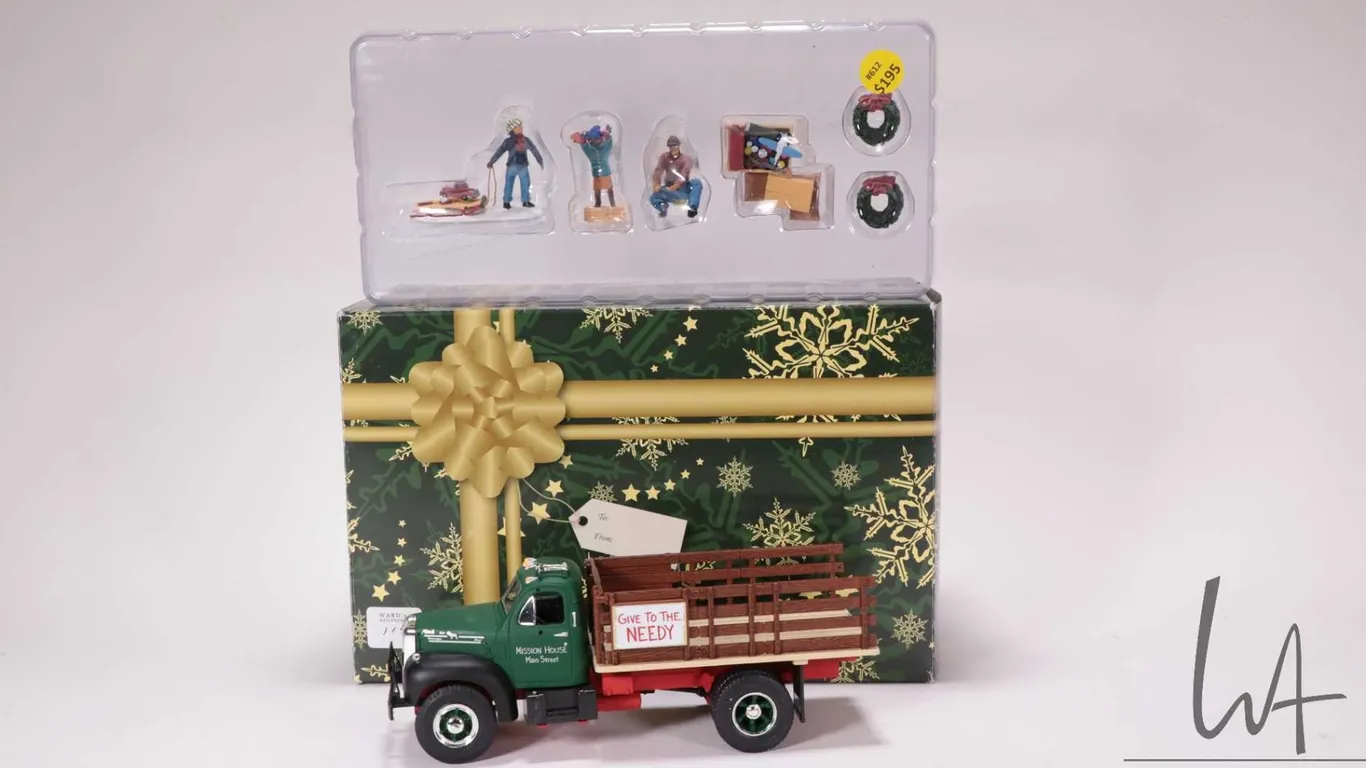 1st Gear 1:34th scale die cast MackB-Model Stake Truck Set