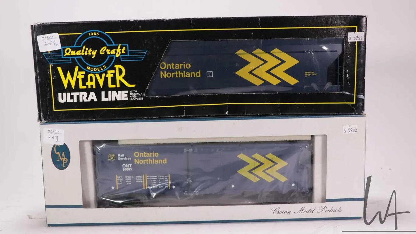 Weaver Ultra Line Ontario Northland grain car and a Crown Model Products Ontario Northland box car