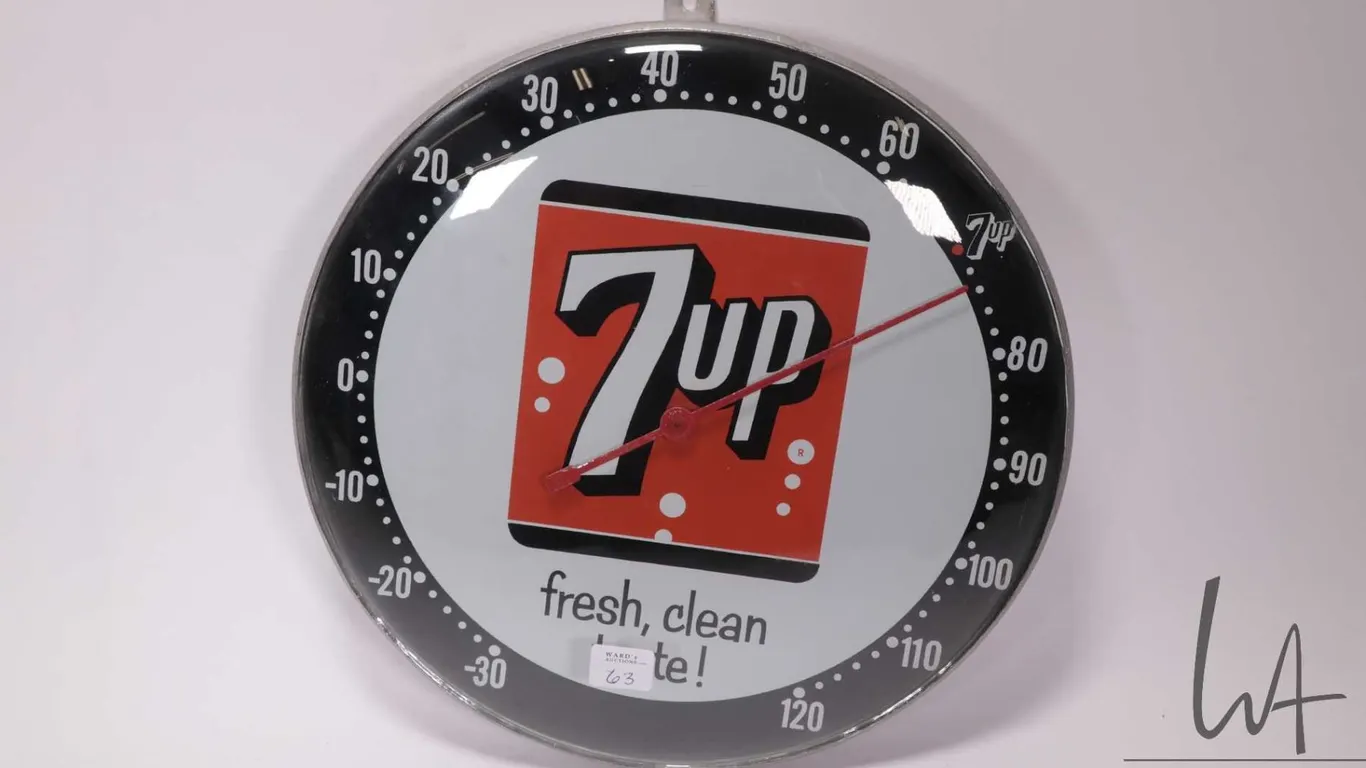 Vintage 7UP 12" diameter temperature gauge