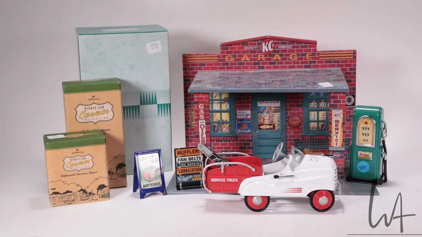 Danbury Mint 1:24th scale Hallmark KC's Quality Service tin plate garage and a Steelcraft Kiddie Car
