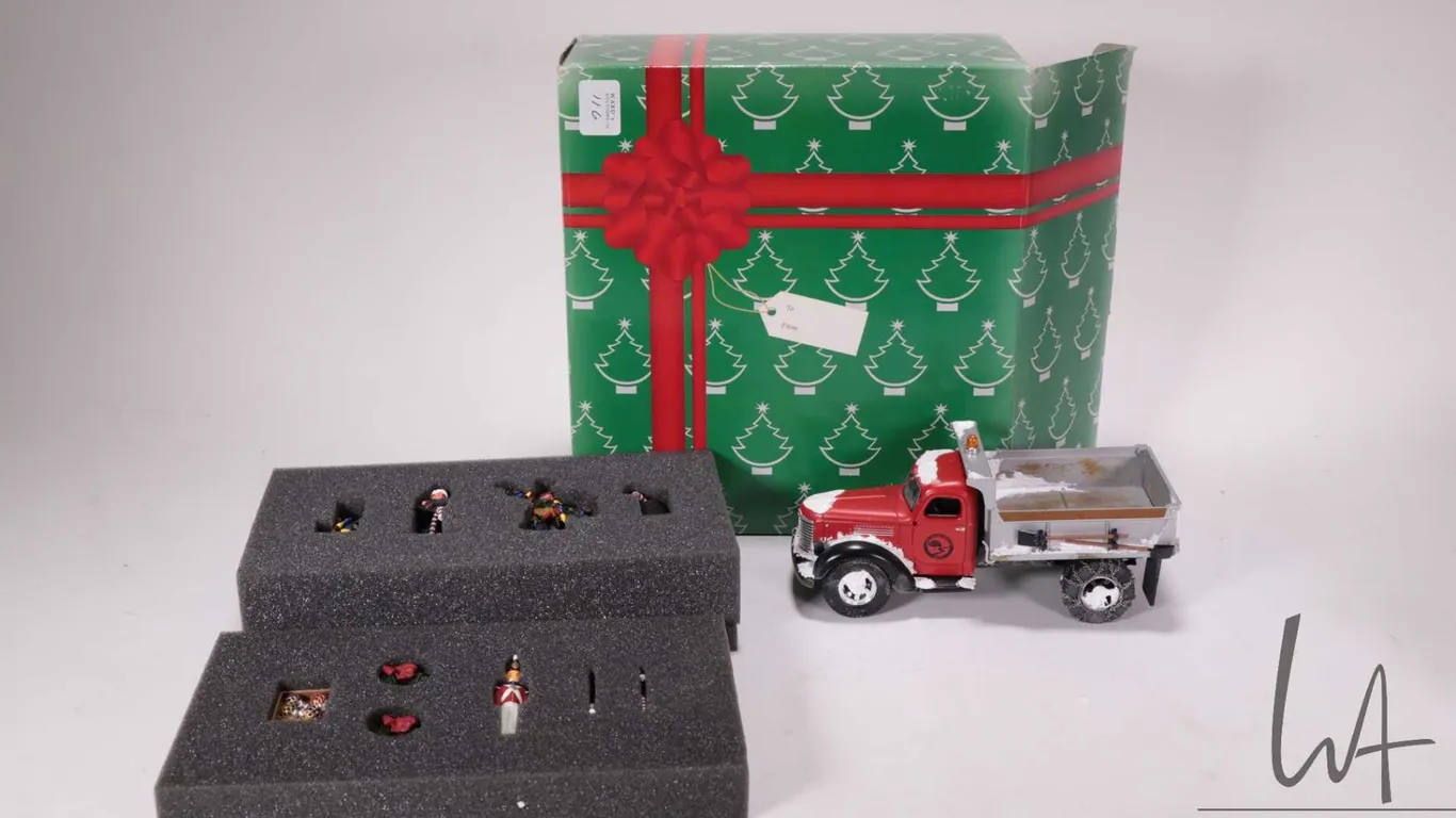 1st Gear 1:34th scale die cast Internation KB-8 Dump Truck Set