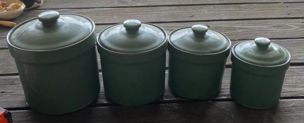 4 pc Canister Set