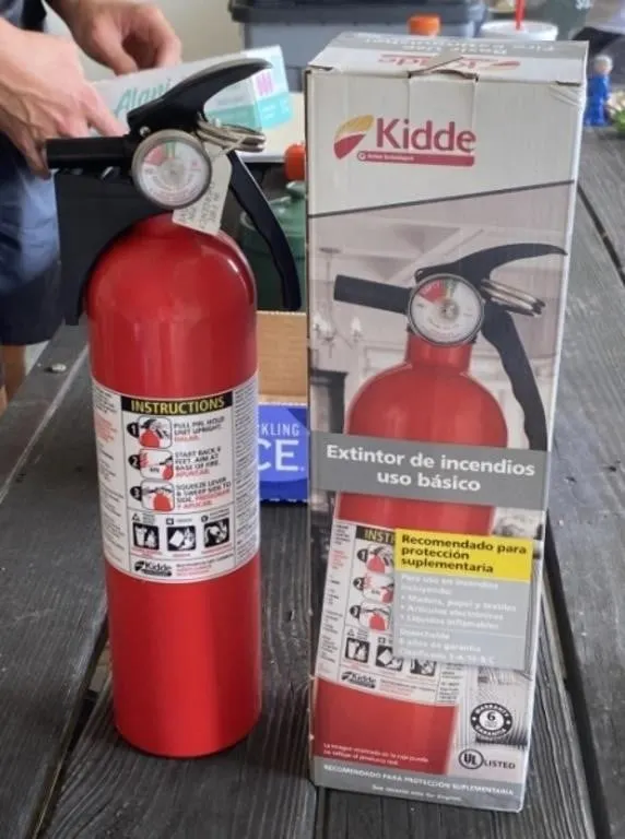Kidde Fire Extinguisher