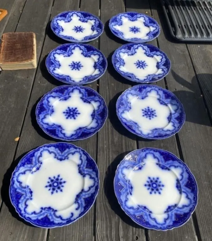 8 - Flow Blue 10" Plates