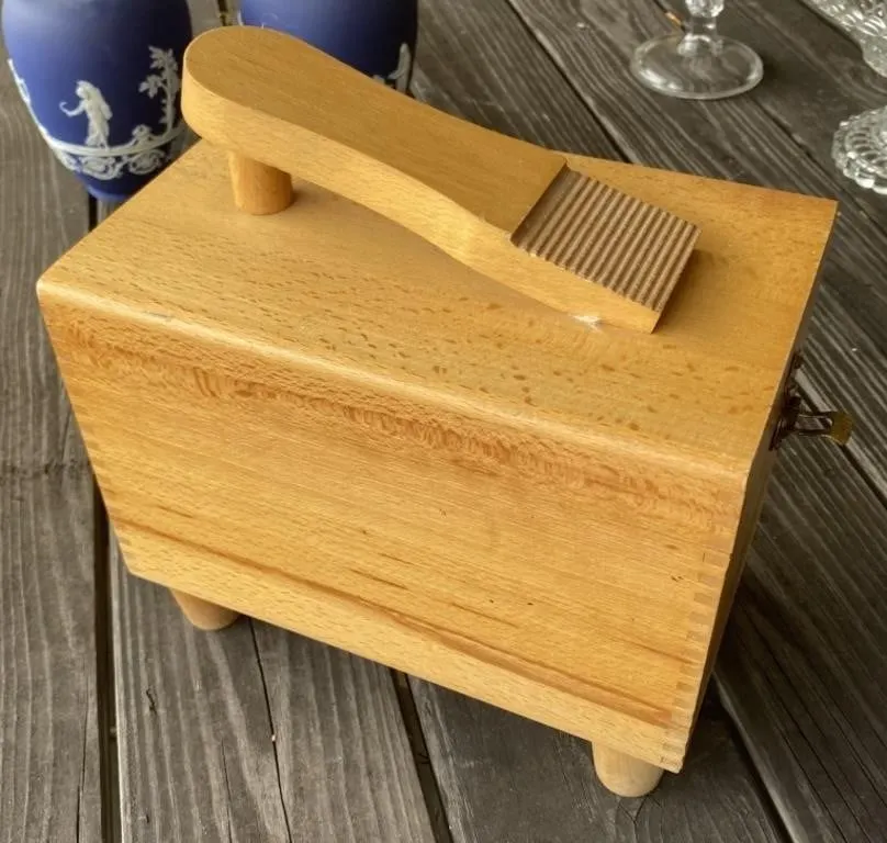Shoe Shine Box