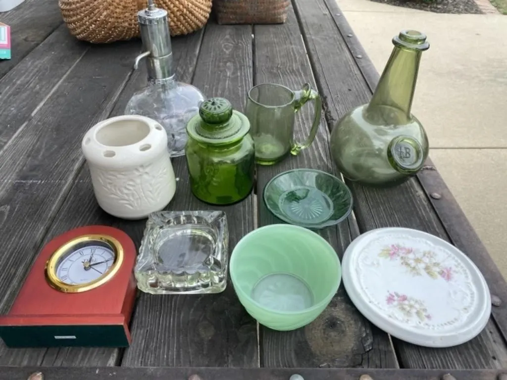 Barware, Vases and Decorations