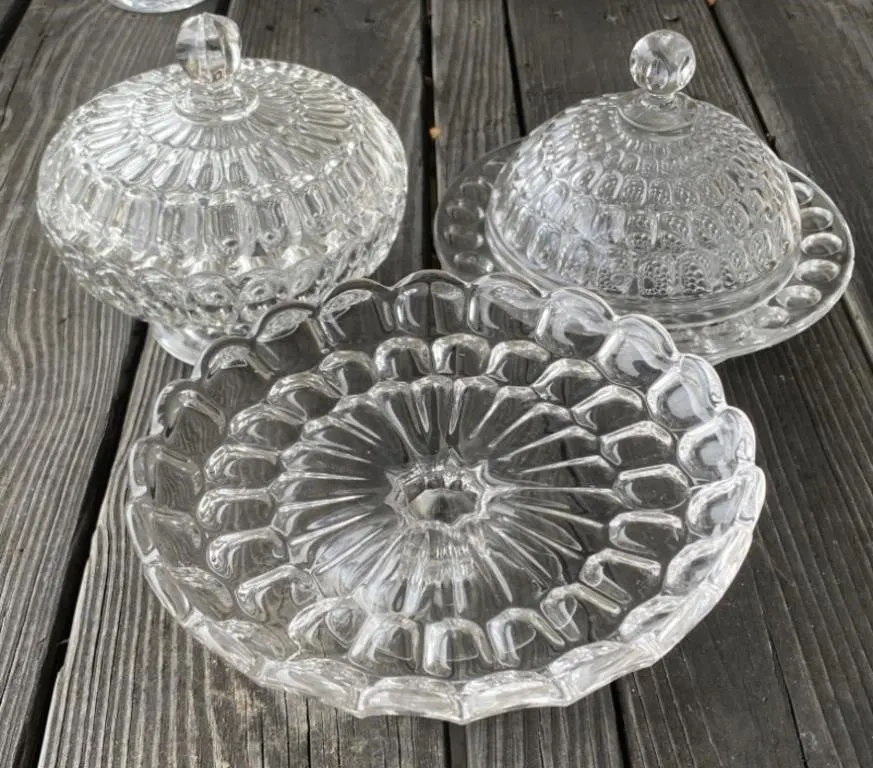 Thumbprint Pattern Glass
