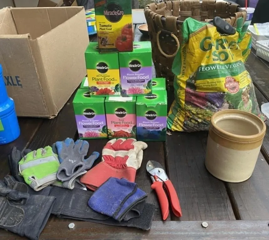Gardening Items/Supplies