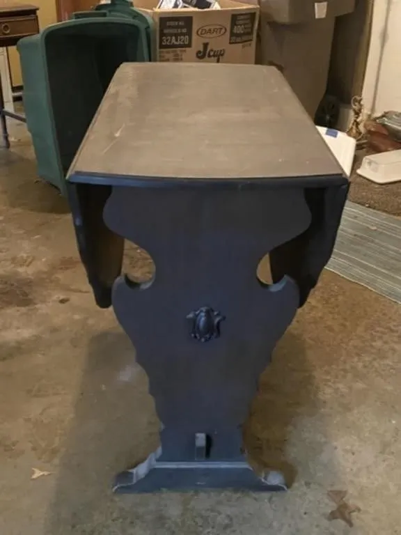 Antique Double Drop Leaf Oval Table