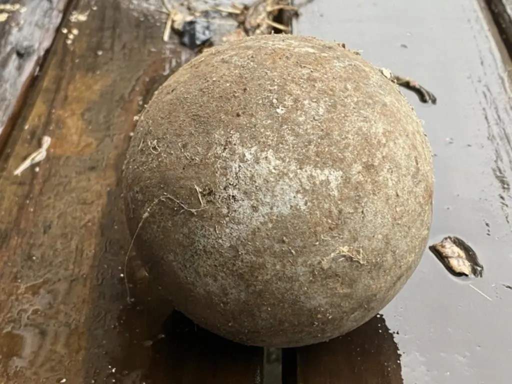 4 1/2" Cannonball Shotput