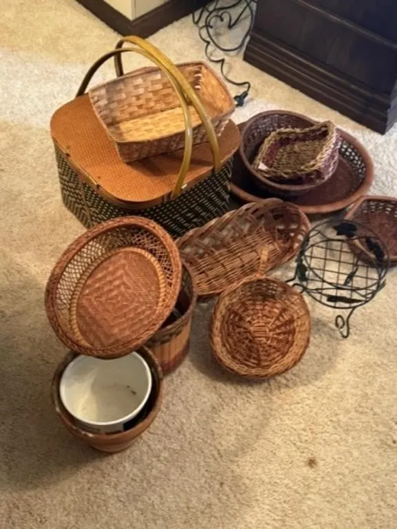 Picnic and Decorative Baskets
