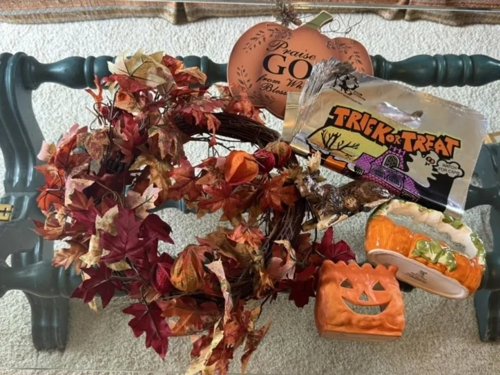 Halloween & Fall Decorations