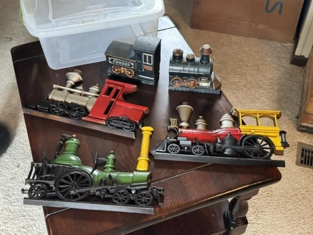 Aluminum Train Plaques & Bookends